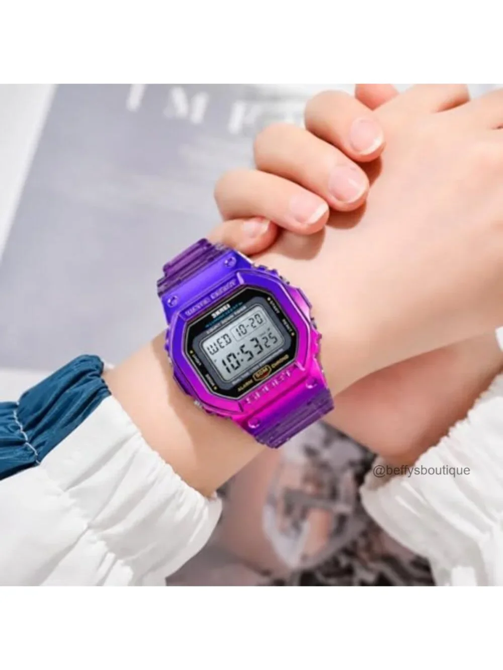 Women's Digital Sports Watch Waterproof Silicone Strap Casual Wrist Watch